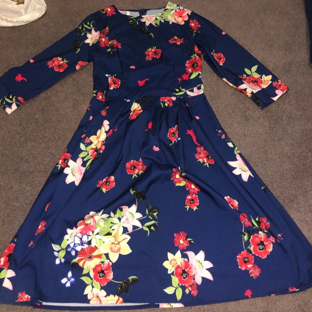 Women’s dress